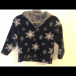 GAP SNOWFLAKE FUZZY SWEATER